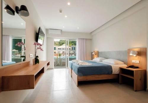 cfu_83734_pristine_sidari_0623_04